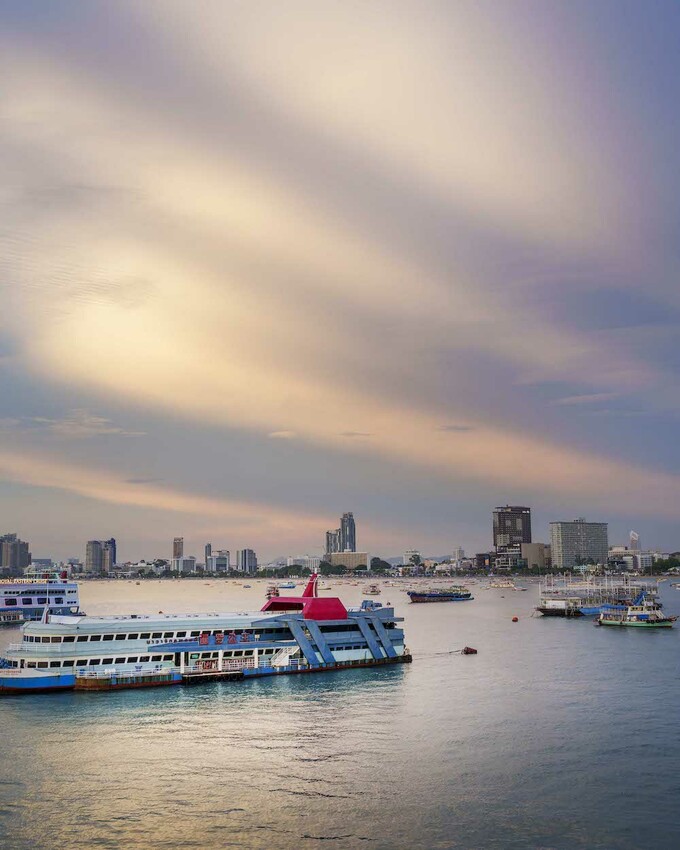 泰國泰國餐廳 ocean sky pattaya|融合大自然的美麗與文明的繁華 海上用餐小酌的特別體驗