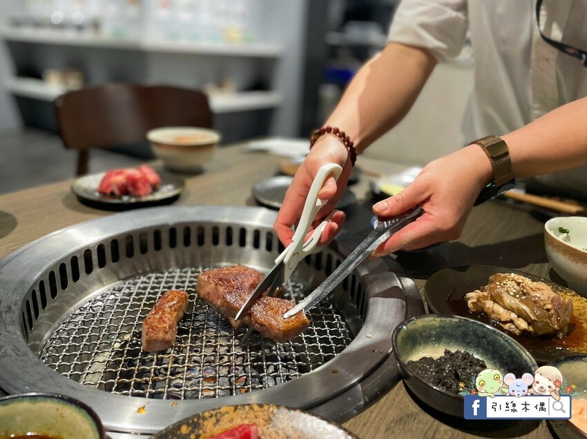 【嘉義美食】路易奇電力公司嘉義電廠-用肉發電極饗宴,自烤半價呷飽飽,和牛燒肉滿腹嚐,12種醬料雞湯無限續。嘉義燒肉推薦。