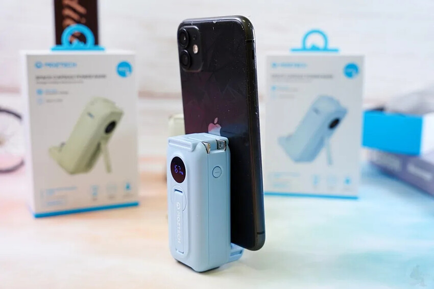 輕巧多功能口袋行動電源｜MOZTECH 太空艙輕巧多功能口袋行動電源評測