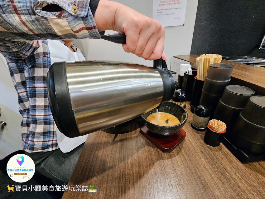 日本[食]日本 福岡 つけ麺専門 がんつけ 濃厚海鮮豚骨 吃到一半免費加入烤石讓湯頭重新加熱 讓你口口吃到最佳獨