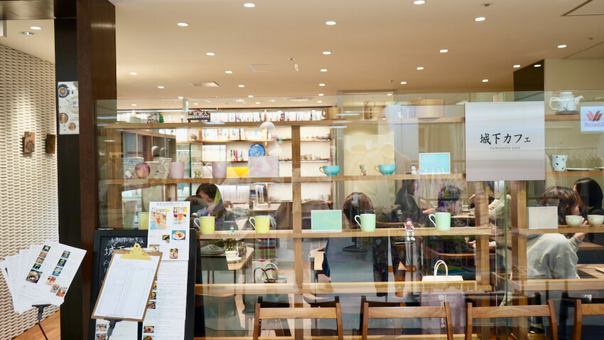 日本[日本] 岡山美食「水果聖代」岡山車站名店｜岡山城下咖啡廳必吃整顆哈密瓜聖代