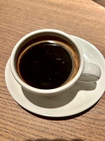 日本日本旅遊必喝/藍瓶咖啡京都六角店/這次旅遊必喝的咖啡,藍瓶咖啡真的很好喝,去日本京都旅遊一定要去喝