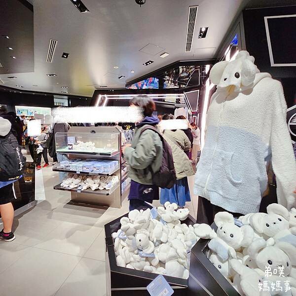 日本【東京‧澀谷】沉睡"超夢"澀谷寶可夢中心! 自製寶可夢T恤、沒有寶可夢機台!