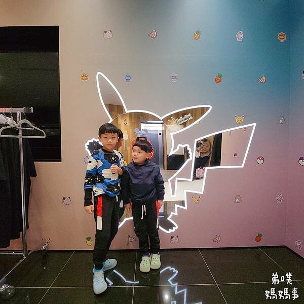 日本【東京‧澀谷】沉睡"超夢"澀谷寶可夢中心! 自製寶可夢T恤、沒有寶可夢機台!