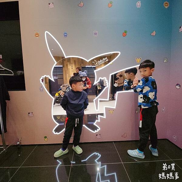 日本【東京‧澀谷】沉睡"超夢"澀谷寶可夢中心! 自製寶可夢T恤、沒有寶可夢機台!