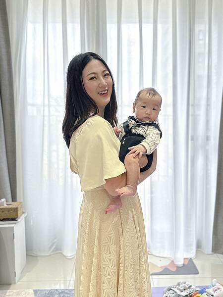 新手媽咪│產後媽咪終於可以穿回洋裝,產後曲線恢復推薦必備:赫 新手媽咪│產後媽咪終於可以穿回洋裝,產後曲線恢復推薦必備:赫