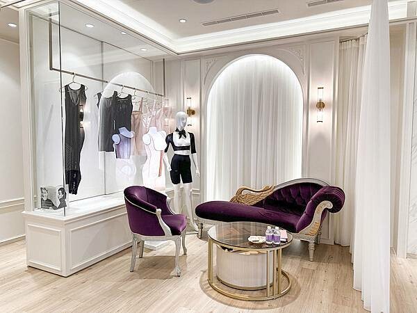 新手媽咪│產後媽咪終於可以穿回洋裝,產後塑身必備:赫本塑身衣雕塑實穿3個月心得分享 新手媽咪│產後媽咪終於可以穿回洋裝,產後塑身必備:赫本塑身衣雕塑實穿3個月心得分享