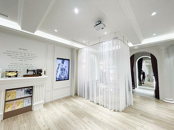 新手媽咪│產後媽咪終於可以穿回洋裝,產後塑身必備:赫本塑身衣雕塑實穿3個月心得分享 新手媽咪│產後媽咪終於可以穿回洋裝,產後塑身必備:赫本塑身衣雕塑實穿3個月心得分享