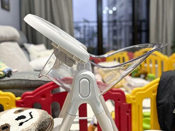 新手媽咪│義大利Lecoco COZY 2way高腳成長餐椅