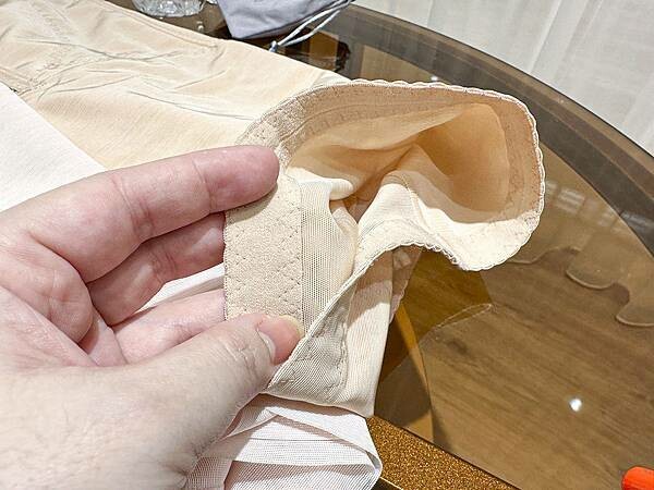 新手媽咪│產後媽咪終於可以穿回洋裝,產後塑身必備:赫本塑身衣雕塑實穿3個月心得分享 新手媽咪│產後媽咪終於可以穿回洋裝,產後塑身必備:赫本塑身衣雕塑實穿3個月心得分享