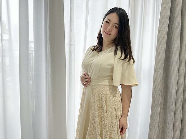 新手媽咪│產後媽咪終於可以穿回洋裝,產後曲線恢復推薦必備:赫 新手媽咪│產後媽咪終於可以穿回洋裝,產後曲線恢復推薦必備:赫