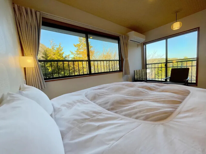 日本【日本箱根住宿】5間超夯溫泉別墅推薦,團體出遊也OK!獨享絕美山景,附廚房.烤肉設備