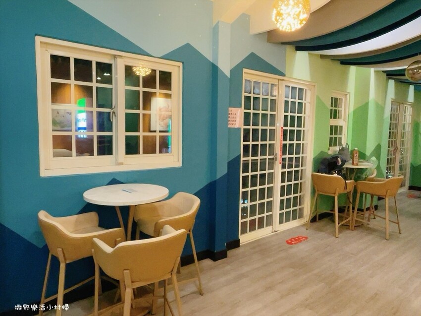 清境農場最美超商『全家清境雲海店』歐式城堡建築好亮眼，海拔2