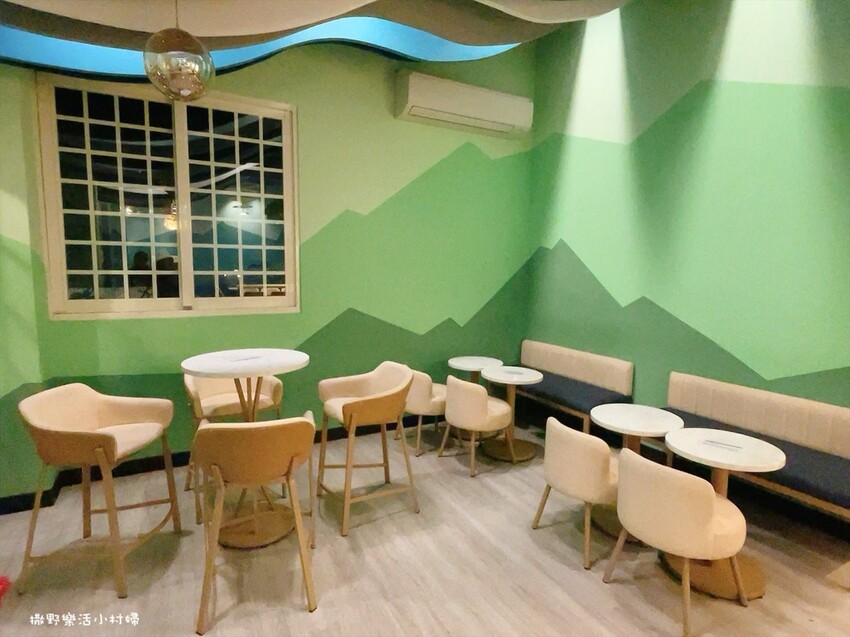 清境農場最美超商『全家清境雲海店』歐式城堡建築好亮眼，海拔2