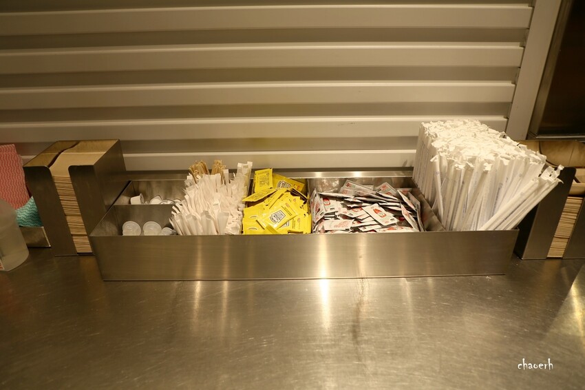 日本大阪-SHAKE SHACK 紐約人氣漢堡~大丸心齋橋店