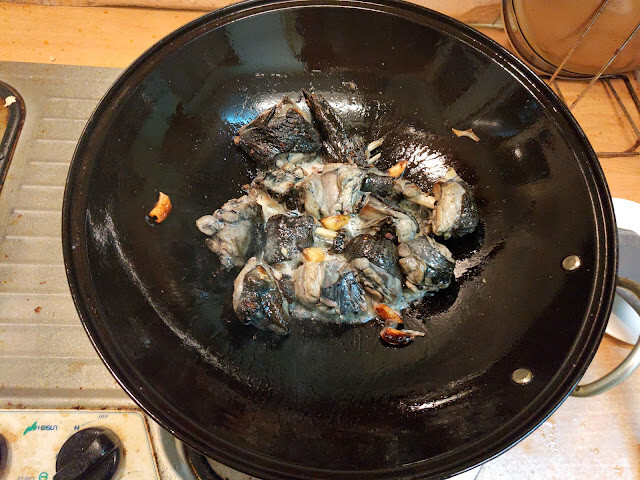 蒜頭蘿蔔烏骨雞湯 - 料理