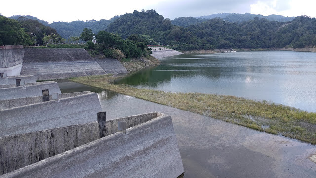 鯉魚潭水庫 - 鋸齒溢洪道