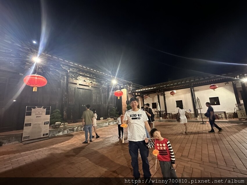 台中市霧峰區台中/霧峰【夜探宮保第】全台第一官宅「台灣傳統建築的百科全書」霧峰林家宮保第夜間導覽  彷彿穿越時空，