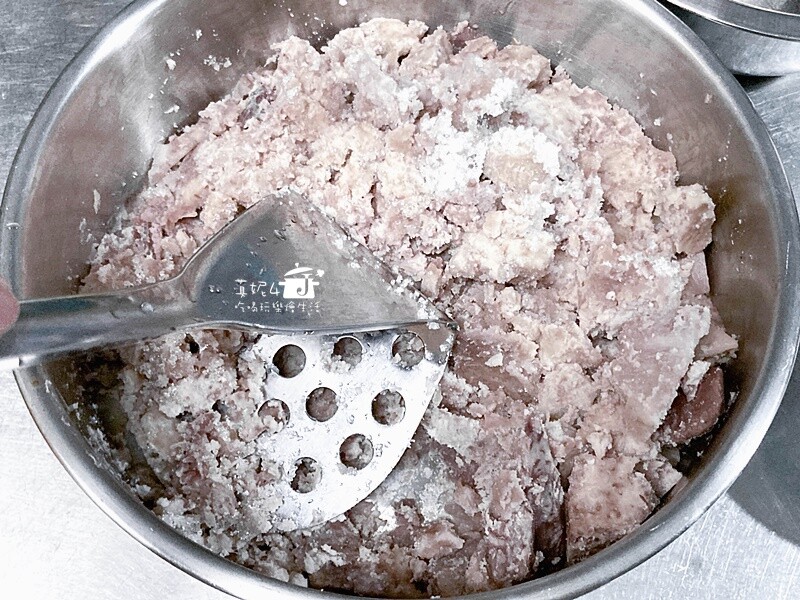 烘焙筆記│芋泥戚風蛋糕，讓芋泥迷愛不釋口的蛋糕