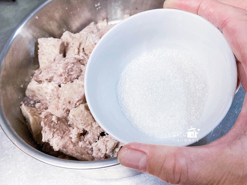 烘焙筆記│芋泥戚風蛋糕，讓芋泥迷愛不釋口的蛋糕