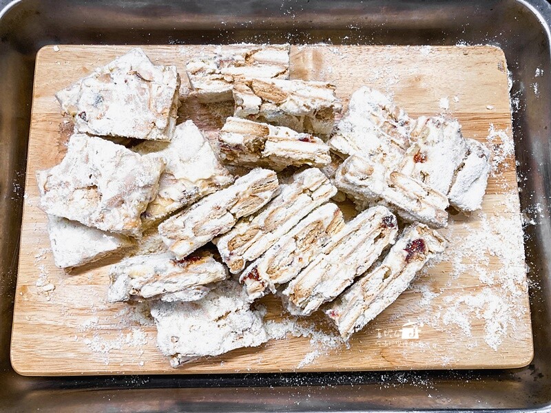 烘焙筆記│芋泥戚風蛋糕，讓芋泥迷愛不釋口的蛋糕