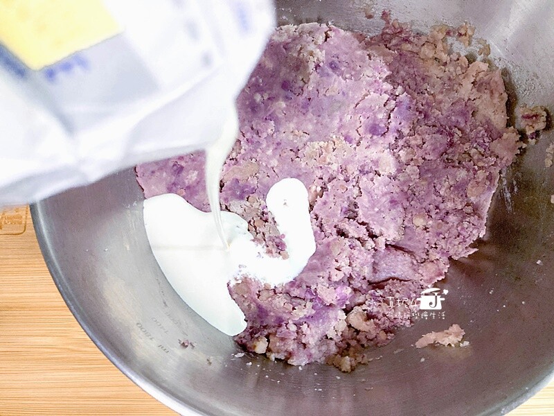 烘焙筆記│芋泥戚風蛋糕，讓芋泥迷愛不釋口的蛋糕