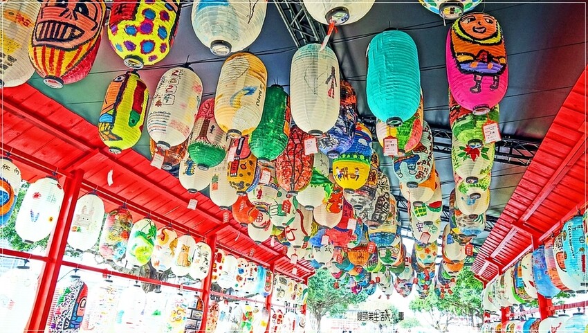 新北市三重區2024新北燈會熱鬧登場!大都會公園打造絢爛點燈,12米青龍驚艷上空,點亮你的夜晚