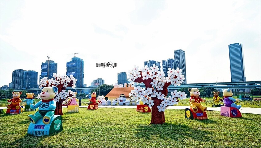 新北市三重區2024新北燈會熱鬧登場!大都會公園打造絢爛點燈,12米青龍驚艷上空,點亮你的夜晚