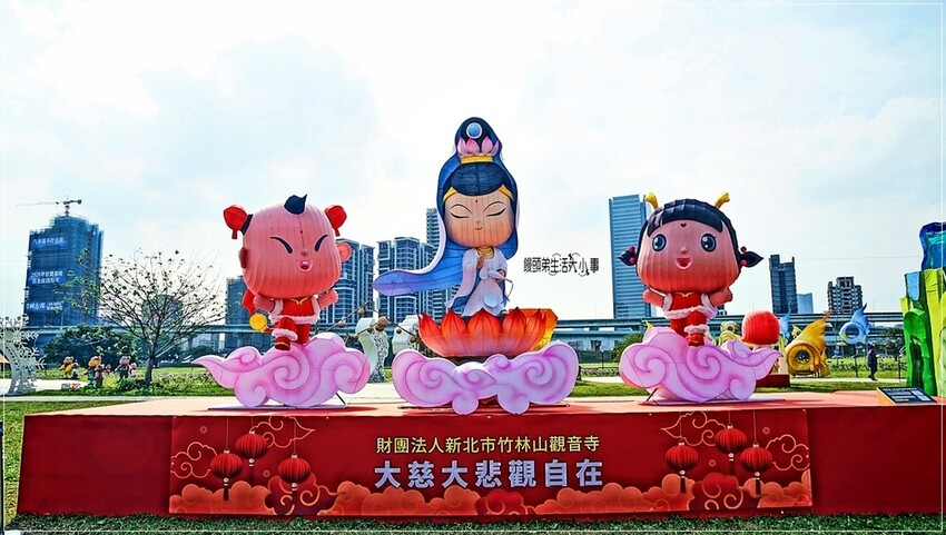 新北市三重區2024新北燈會熱鬧登場!大都會公園打造絢爛點燈,12米青龍驚艷上空,點亮你的夜晚