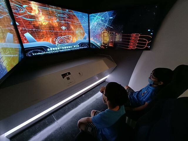 台北市士林區台北市立天文館(天文科學教育館) | 台北室內親子景點.展示內容豐富有趣.搭乘宇宙探險車來一趟太空之旅