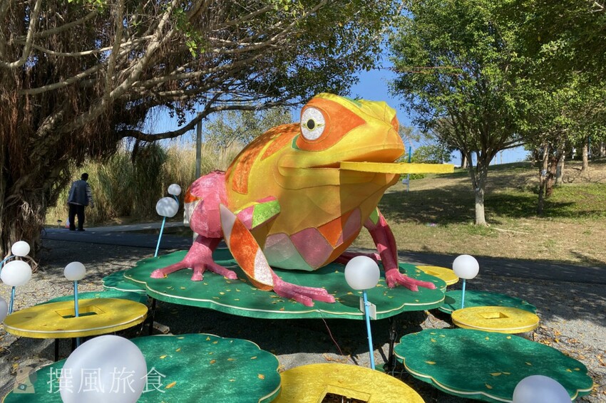 台中市西屯區【2024中台灣燈會】超可愛馬卡龍燈區把動物變成甜點啦！6大展區、29區台中特色花燈、主燈秀影片