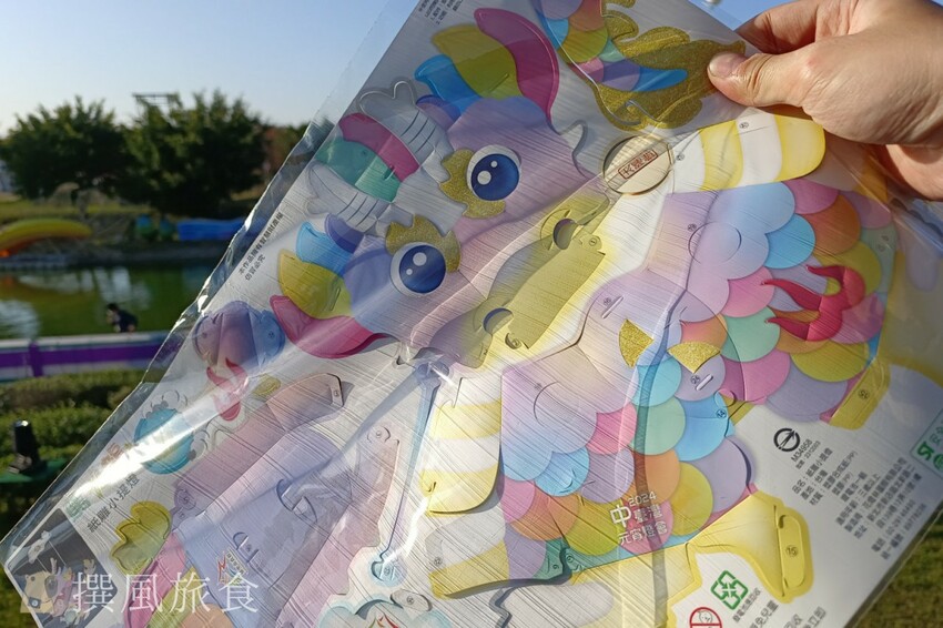 台中市西屯區【2024中台灣燈會】超可愛馬卡龍燈區把動物變成甜點啦！6大展區、29區台中特色花燈、主燈秀影片