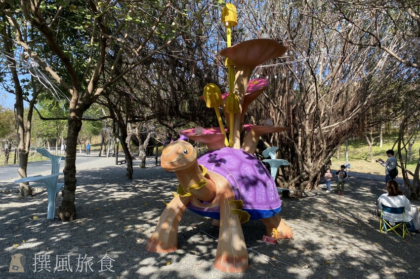 台中市西屯區【2024中台灣燈會】超可愛馬卡龍燈區把動物變成甜點啦！6大展區、29區台中特色花燈、主燈秀影片