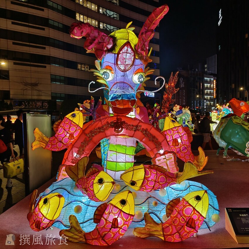 台北市萬華區【2024台北燈節實拍】3大展區花燈藝術登場！西門紅樓、北門光雕、燈籠隧道