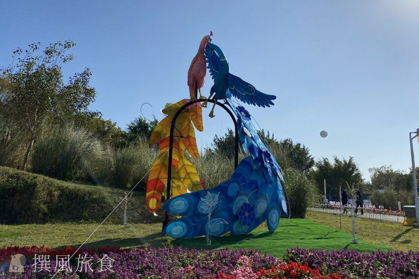 台中市西屯區【2024中台灣燈會】超可愛馬卡龍燈區把動物變成甜點啦！6大展區、29區台中特色花燈、主燈秀影片