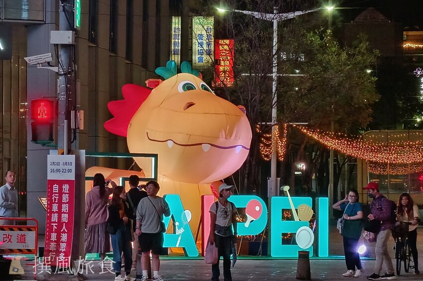 台北市萬華區【2024台北燈節實拍】3大展區花燈藝術登場！西門紅樓、北門光雕、燈籠隧道