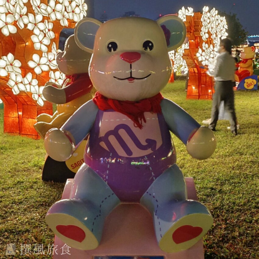 新北市三重區【2024新北燈會】精緻傳統新春花燈讓人驚喜！可拍拍互動的充氣恐龍區小朋友必愛上！