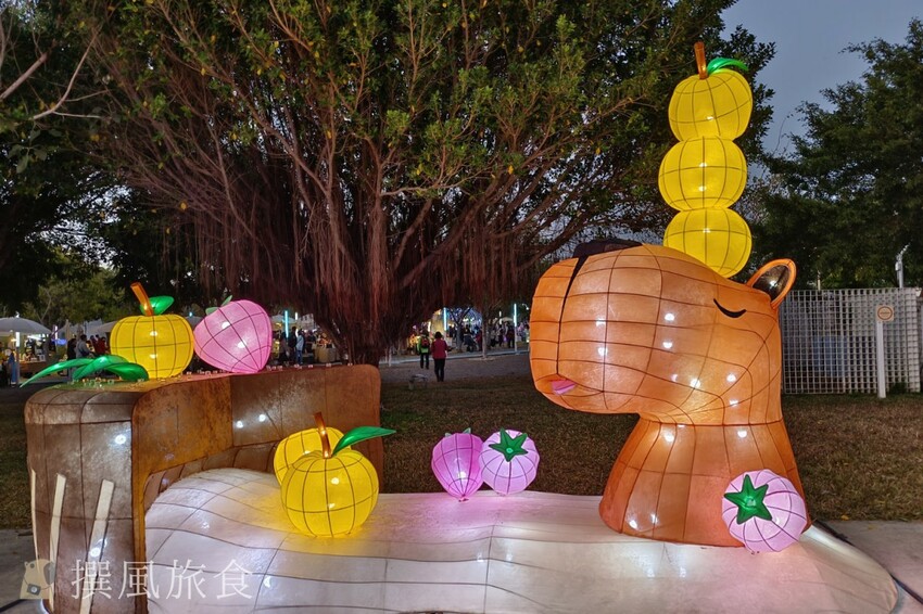 台中市西屯區【2024中台灣燈會】超可愛馬卡龍燈區把動物變成甜點啦！6大展區、29區台中特色花燈、主燈秀影片