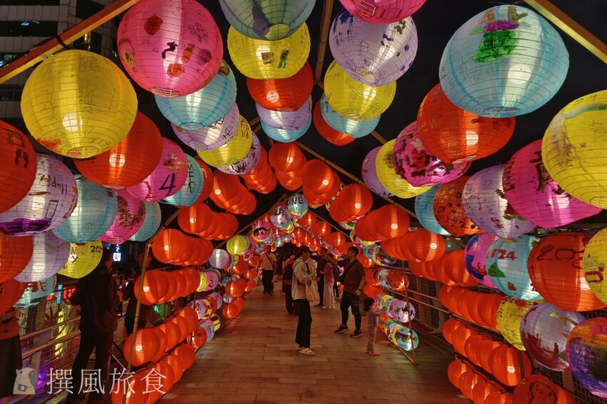 台北市萬華區【2024台北燈節實拍】3大展區花燈藝術登場！西門紅樓、北門光雕、燈籠隧道