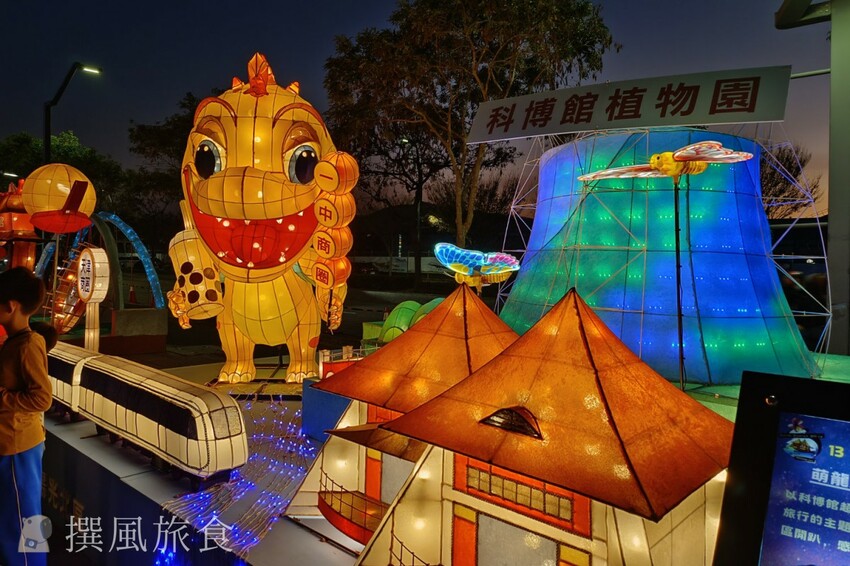 台中市西屯區【2024中台灣燈會】超可愛馬卡龍燈區把動物變成甜點啦！6大展區、29區台中特色花燈、主燈秀影片