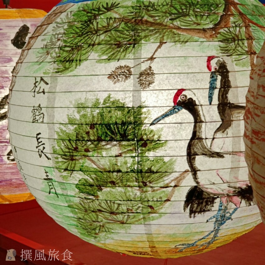 新北市三重區【2024新北燈會】精緻傳統新春花燈讓人驚喜！可拍拍互動的充氣恐龍區小朋友必愛上！