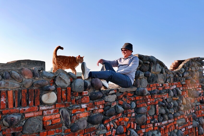 新北市石門區新北石門老梅綠石槽|石門季節限定景點抹茶地毯超療癒!湛藍海洋搭配限定場景只有這裡才有!