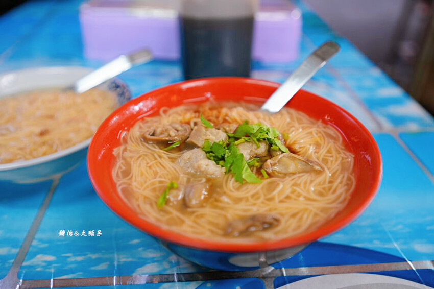 迪化街商圈 ❙ 正發青草舖、超人氣草莓大福、高建桶店茄芷袋、 迪化街商圈 ❙ 正發青草舖、超人氣草莓大福、高建桶店茄芷袋、