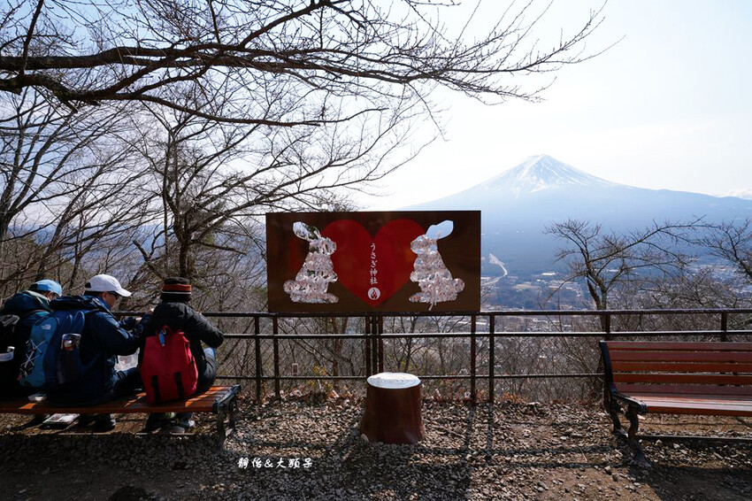 河口湖景點 ❙ 河口湖富士山全景纜車、天上山公園,眺望富士山