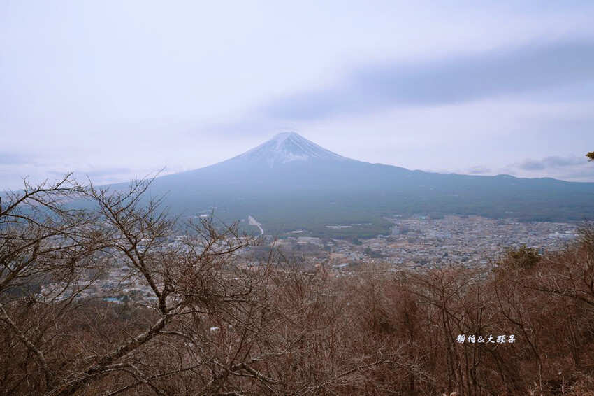 河口湖景點 ❙ 河口湖富士山全景纜車、天上山公園,眺望富士山
