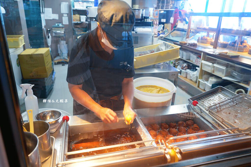 萬座毛 ❙ 超人氣象鼻岩,無敵海景視野,沖繩恩納景點,沖繩自 萬座毛 ❙ 超人氣象鼻岩,無敵海景視野,沖繩恩納景點,沖繩自
