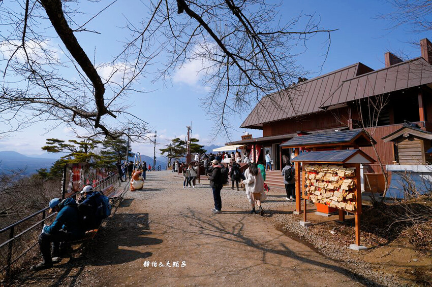 河口湖景點 ❙ 河口湖富士山全景纜車、天上山公園,眺望富士山