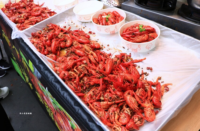 旗山老街美食小吃一日遊‧泡芙、煎燒餅、麵線不能錯過，記得帶盒香蕉蛋糕當伴手禮 - 敦 小 蓮の食旅錄