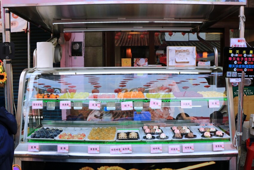 旗山老街美食小吃一日遊‧泡芙、煎燒餅、麵線不能錯過，記得帶盒香蕉蛋糕當伴手禮 - 敦 小 蓮の食旅錄