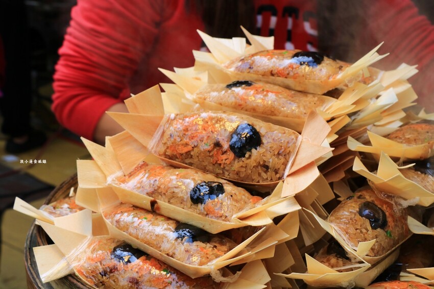 旗山老街美食小吃一日遊‧泡芙、煎燒餅、麵線不能錯過，記得帶盒香蕉蛋糕當伴手禮 - 敦 小 蓮の食旅錄